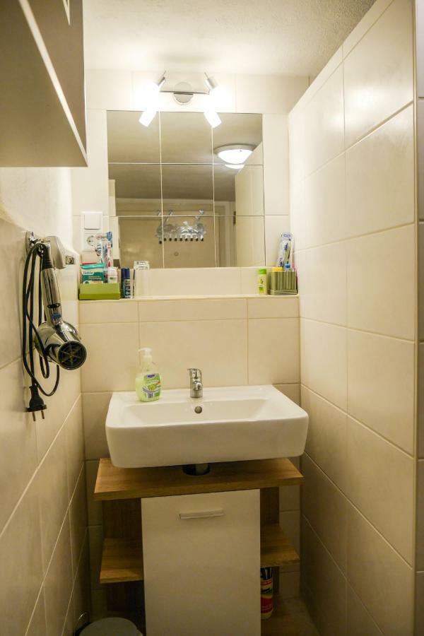 Ferienwohnung Lispet Neuotting Екстер'єр фото