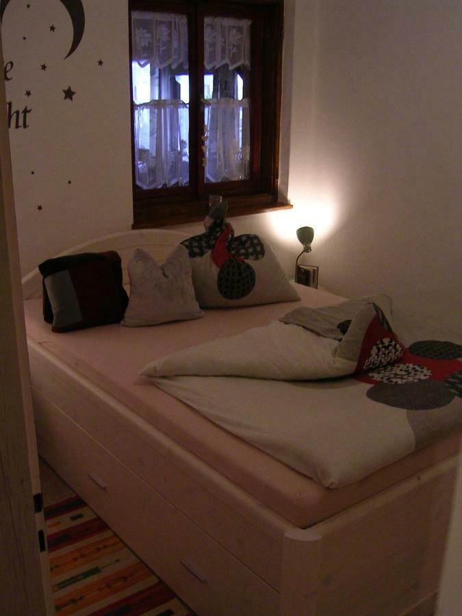 Ferienwohnung Lispet Neuotting Екстер'єр фото